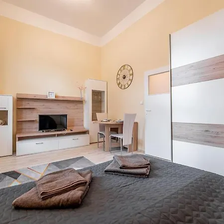 R Byvanie V Srdci Mesta Apartment Košice